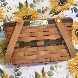 1992 Longaberger Christmas Collection Seasons Greetings Basket